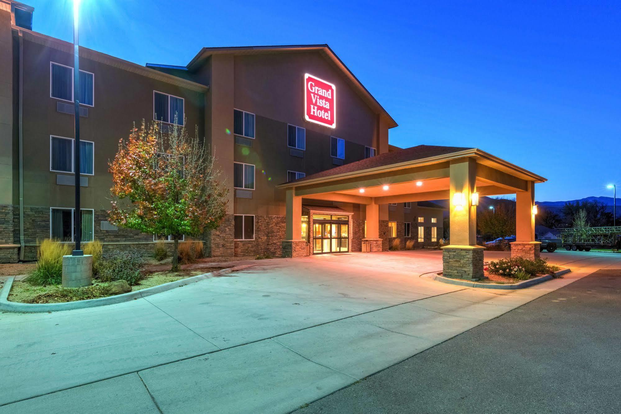 แกรนด์ วิสตา โฮเต็ล - พาราชูต Hotel Parachute ภายนอก รูปภาพ